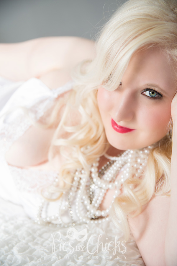 Your beauty thru my lens Pittsburgh Boudoir Photographer - Pittsburgh