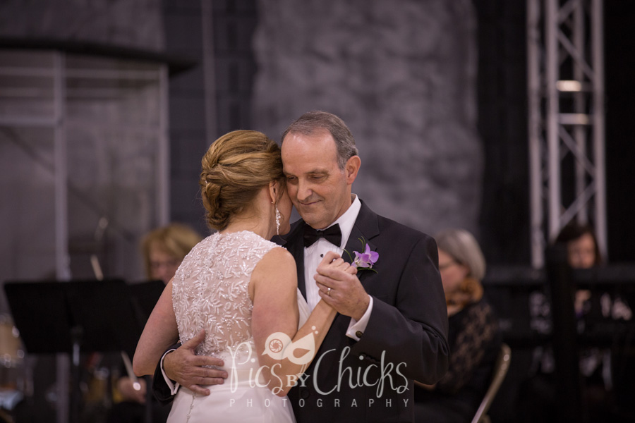 Pittsburgh, Bethel Park Wedding Photographer Pittsburgh, Bethel Park Wedding Photography, Christ United Methodist Church Wedding Photos, CUMC Wedding Photographer