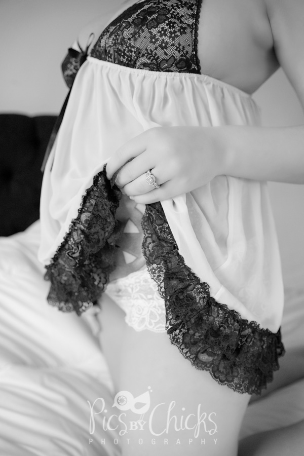 Pittsburgh Boudoir Photographer, Pittsburgh boudoir photos, best boudoir in pittsburgh, best boudoir photographer in pittsburgh, pittsburgh maternity boudoir photographer, cranberry boudoir photographer, wexford boudoir photographer, warrendale boudoir photographer, beaver PA boudoir photographer, best maternity boudoir photographer in pittsburgh, sexy maternity photos