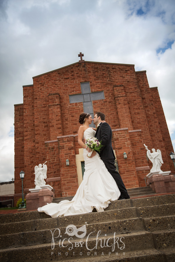 Pittsburgh Wedding Photographer Pittsburgh Wedding Photographer, Pics By Chicks, Cranberry Wedding Photographer, Beaver PA Wedding Photographer, Warrendale Wedding Photographer, Wexford Wedding Photographer, New Kensington Wedding Photographer, decent priced wedding photographer in pittsburgh, Mount St Peter Wedding Photo