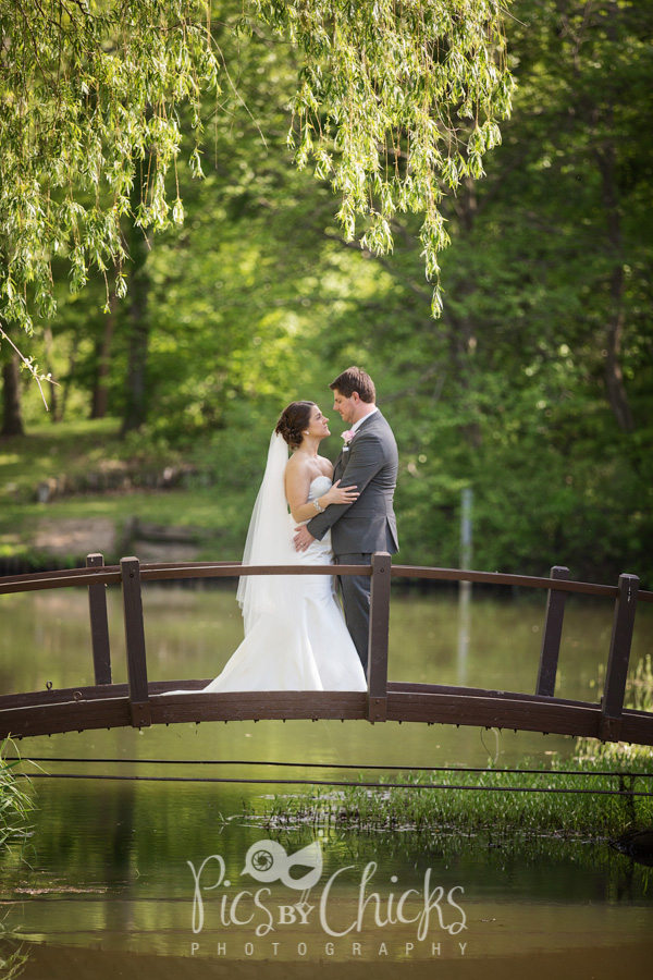 Pittsburgh Wedding Photographer Pittsburgh Wedding Photographer, Pics By Chicks, Cranberry Wedding Photographer, Beaver PA Wedding Photographer, Warrendale Wedding Photographer, Wexford Wedding Photographer, New Kensington Wedding Photographer, decent priced wedding photographer in pittsburgh, Brush Creek Wedding Photographer, Brush Creek Park Wedding Photographer, Brush Creek Wedding Photos, Brush Creek Park Wedding Photos