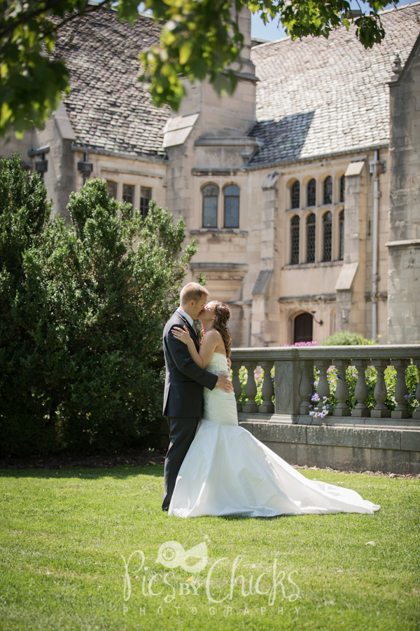 Pittsburgh Wedding Photographer, Pics By Chicks, Cranberry Wedding Photographer, Beaver PA Wedding Photographer, Warrendale Wedding Photographer, Wexford Wedding Photographer, New Kensington Wedding Photographer, decent priced wedding photographer in pittsburgh, Edgeworth Club wedding photo, edge worth club wedding photographer, hardwood acres wedding photo, hardwood acres wedding photographer