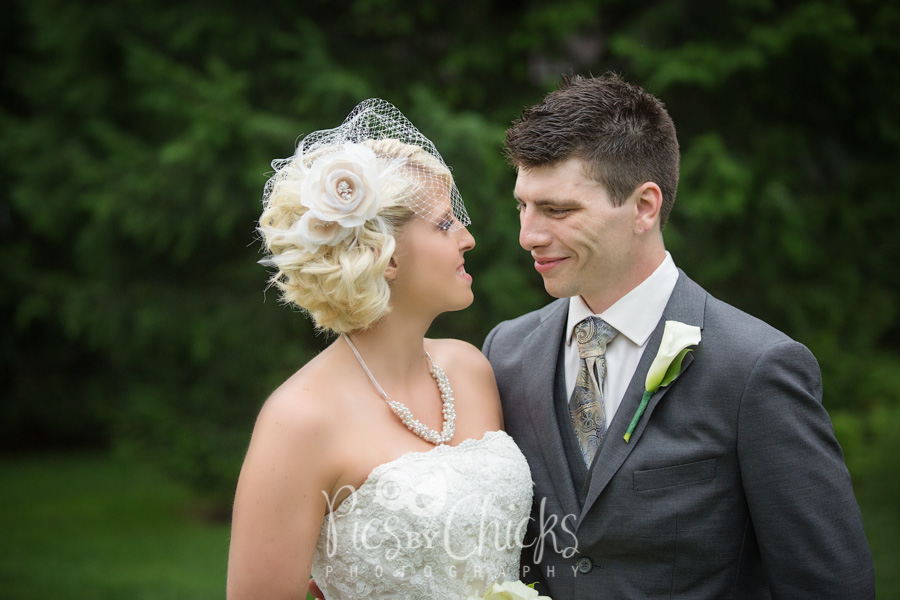 Pittsburgh Wedding Photographer Pittsburgh Wedding Photographer, Pics By Chicks, Cranberry Wedding Photographer, Beaver PA Wedding Photographer, Warrendale Wedding Photographer, Wexford Wedding Photographer, New Kensington Wedding Photographer, decent priced wedding photographer in pittsburgh, Edgeworth Club wedding photo, edge worth club wedding photographer