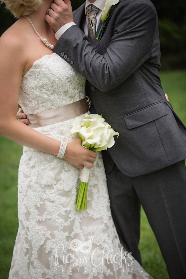 Pittsburgh Wedding Photographer Pittsburgh Wedding Photographer, Pics By Chicks, Cranberry Wedding Photographer, Beaver PA Wedding Photographer, Warrendale Wedding Photographer, Wexford Wedding Photographer, New Kensington Wedding Photographer, decent priced wedding photographer in pittsburgh, Edgeworth Club wedding photo, edge worth club wedding photographer