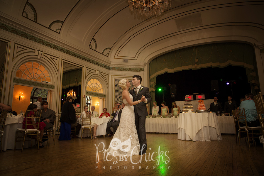 Pittsburgh Wedding Photographer Pittsburgh Wedding Photographer, Pics By Chicks, Cranberry Wedding Photographer, Beaver PA Wedding Photographer, Warrendale Wedding Photographer, Wexford Wedding Photographer, New Kensington Wedding Photographer, decent priced wedding photographer in pittsburgh, Edgeworth Club wedding photo, edge worth club wedding photographer