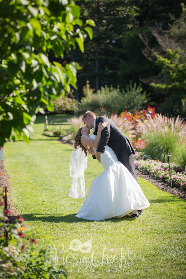 Pittsburgh Wedding Photographer, Pics By Chicks, Cranberry Wedding Photographer, Beaver PA Wedding Photographer, Warrendale Wedding Photographer, Wexford Wedding Photographer, New Kensington Wedding Photographer, decent priced wedding photographer in pittsburgh, Edgeworth Club wedding photo, edge worth club wedding photographer, hardwood acres wedding photo, hardwood acres wedding photographer