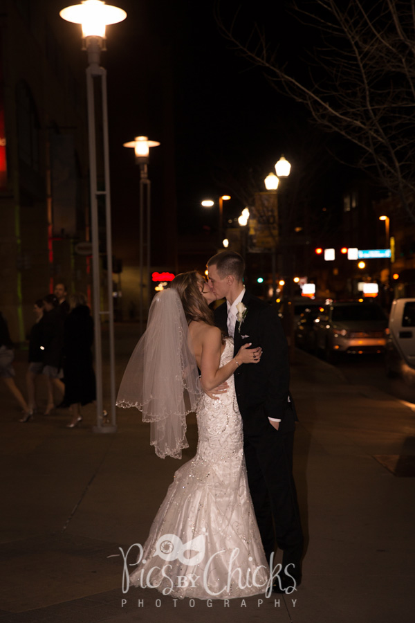 Pittsburgh Wedding Photographer, Pics By Chicks, Cranberry Wedding Photographer, Beaver PA Wedding Photographer, Warrendale Wedding Photographer, Wexford Wedding Photographer, New Kensington Wedding Photographer, decent priced wedding photographer in pittsburgh, Edgeworth Club wedding photo, edge worth club wedding photographer, hartwood acres wedding photo, hartwood acres wedding photographer, pittsburgh wedding photo, clemente bridge wedding photo, clemente bridge,  classic pittsburgh photo, station square wedding photo, sheraton wedding photo