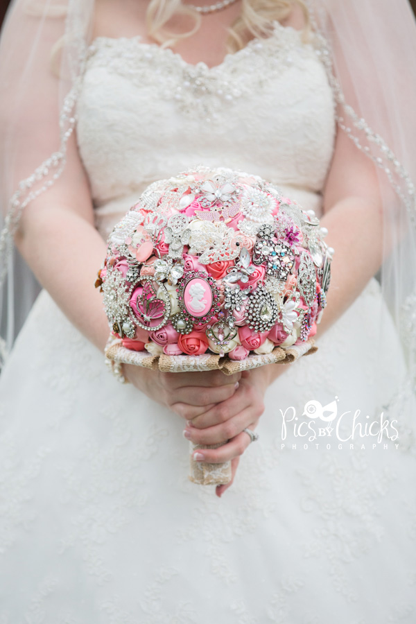 brooch bouquet, photo of old brooches used for wedding bouquet