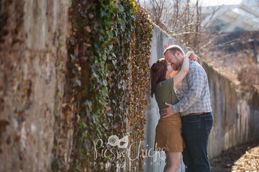 Strip District engagement photos, pittsburgh wedding photographer Strip District engagement photos, pittsburgh wedding photographer