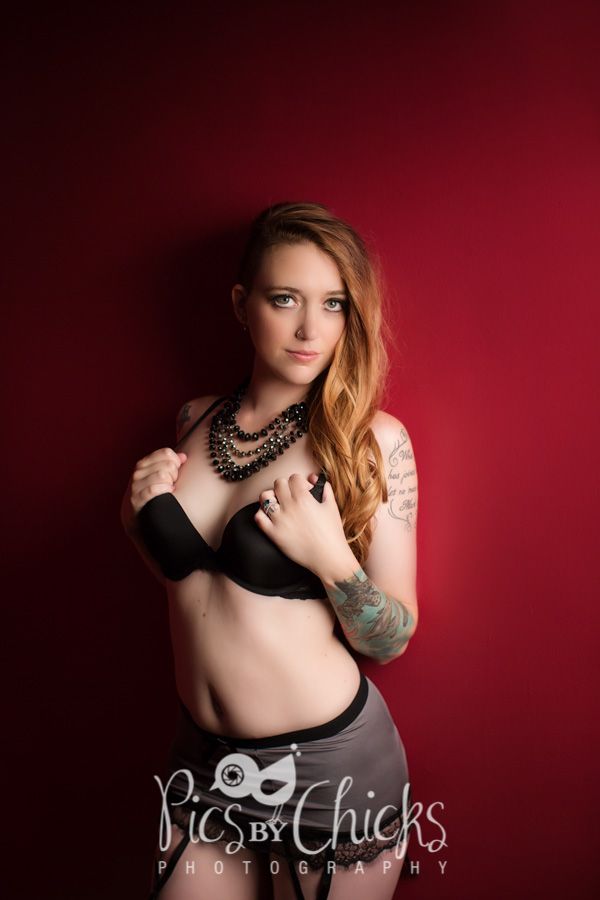 New Castle PA boudoir photographer New Castle PA boudoir photographer