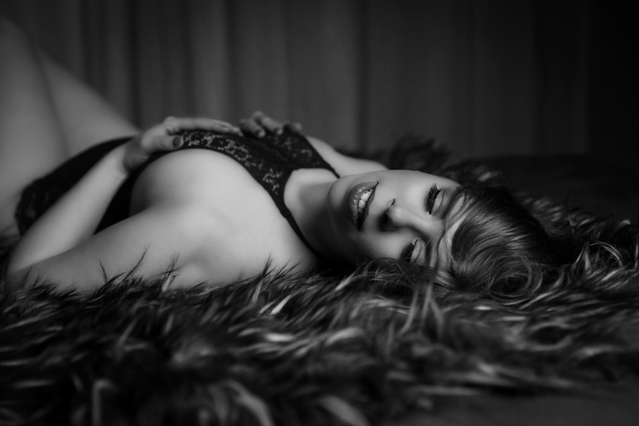 black & white boudoir photo taken in Pittsburgh by boudoir photographer Pics By Chicks Photography