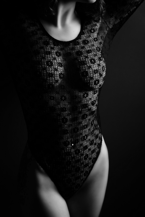 black lace lingerie boudoir photo shoot pittsburgh