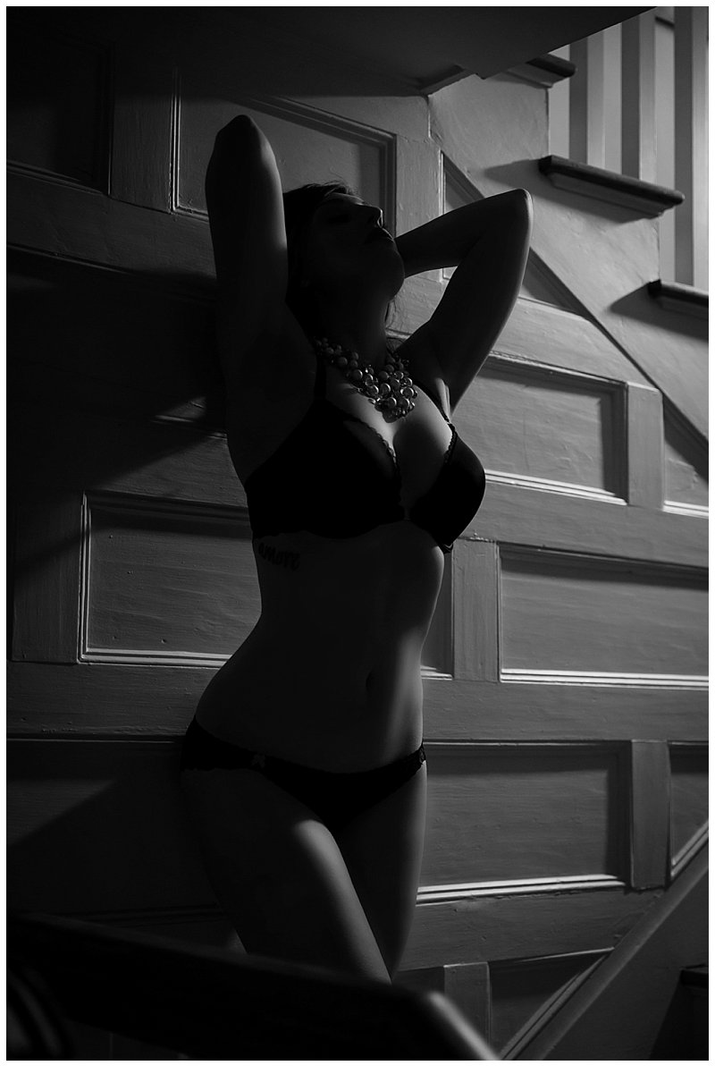 sexy photos pittsburgh black and white silhouette image sexy photos pittsburgh black and white silhouette image