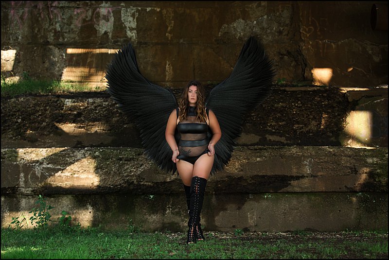 black fantasy wings pittsburgh boudoir photography
