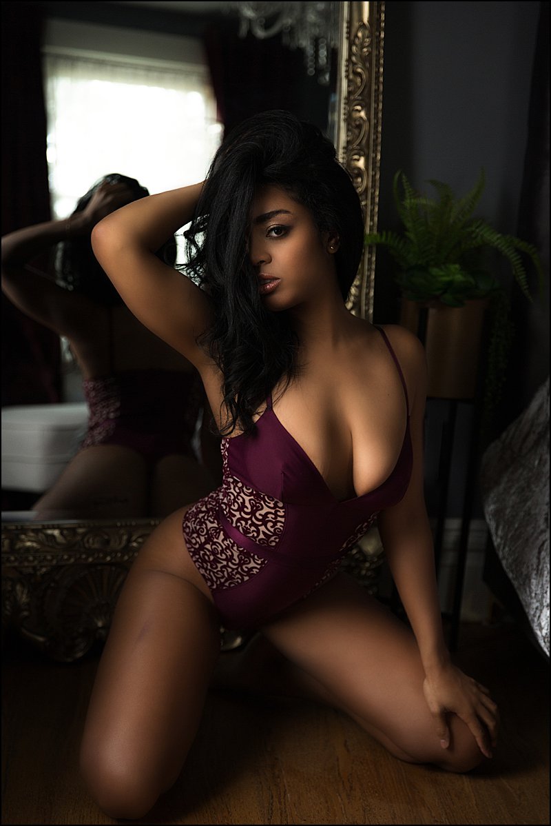 pittsburgh boudoir photography boudoir studio of woman in lingerie in front of mirror