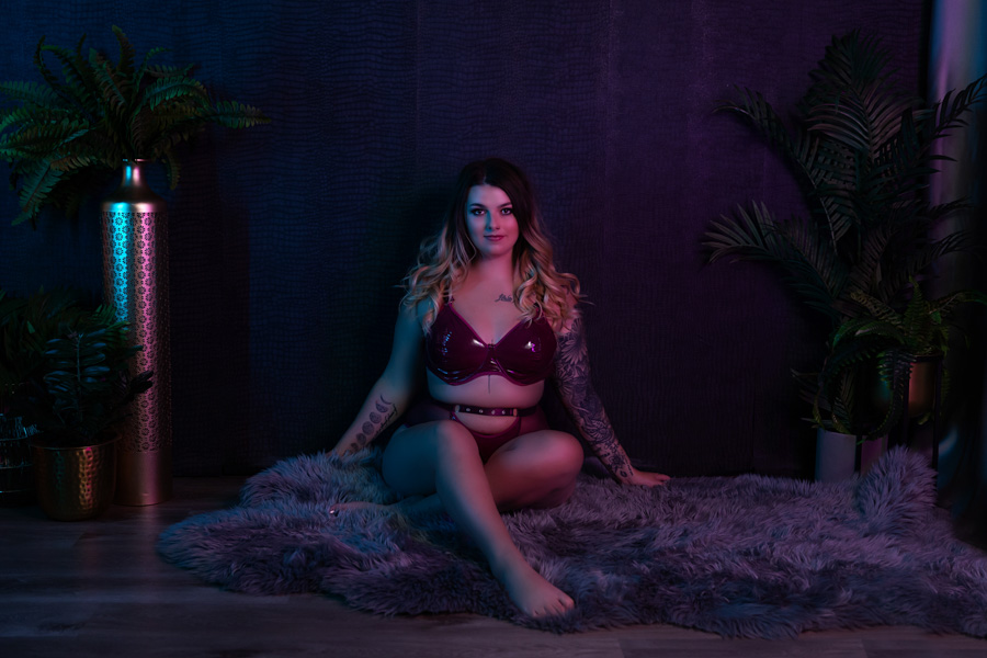 boudoir photo shoot pittsburgh, youngstown OH boudoir session, bra and panty lingerie photo shoot, confidence boost session, tattoo photo shoot