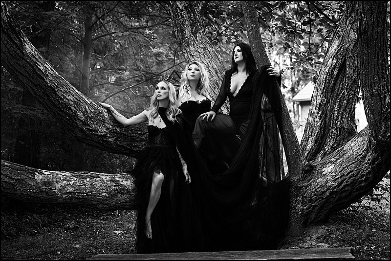 Halloween photo shoot in pittsburgh with boudoir photographer maura chick, group photo shoot with women in black lace dress and crowns celebrating Halloween Halloween photo shoot in pittsburgh with boudoir photographer maura chick, group photo shoot with women in black lace dress and crowns celebrating Halloween